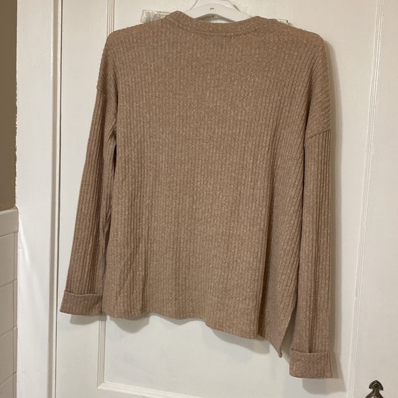 Primark long sleeve tan color size xs - Picture 4 of 4